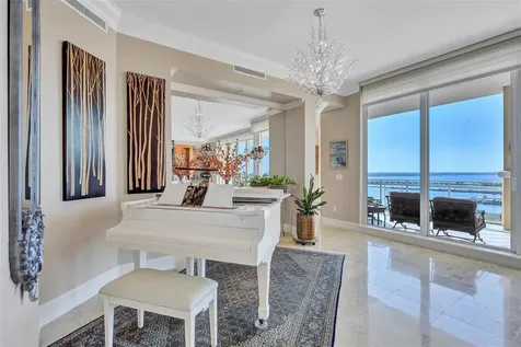 130 Riviera Dunes Way Palmetto FL 34221