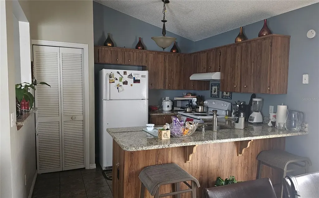 9906 Surrey Ridge Road Orlando FL 32825