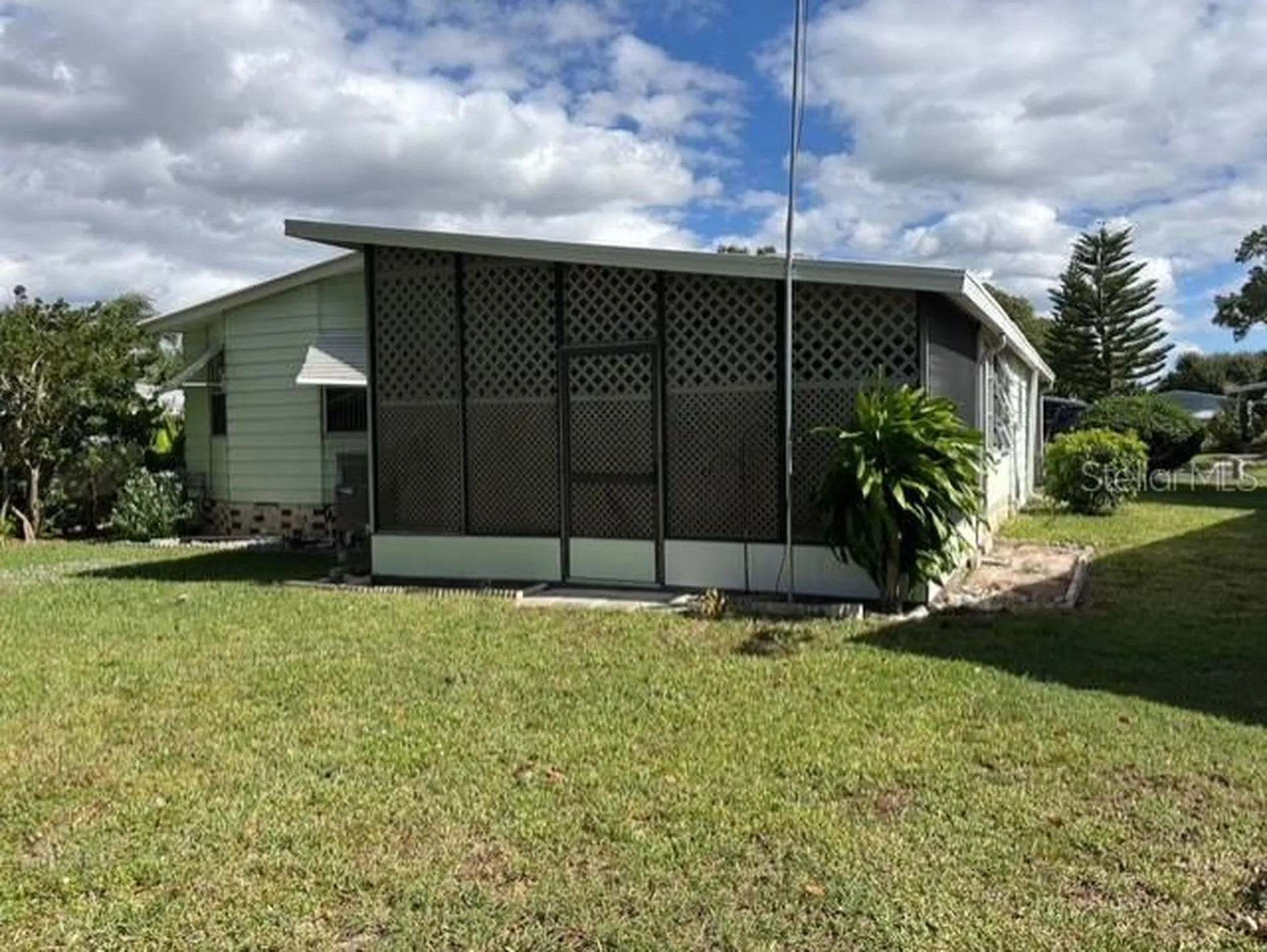 6033 Grand Oaks Drive SE Winter Haven FL 33884