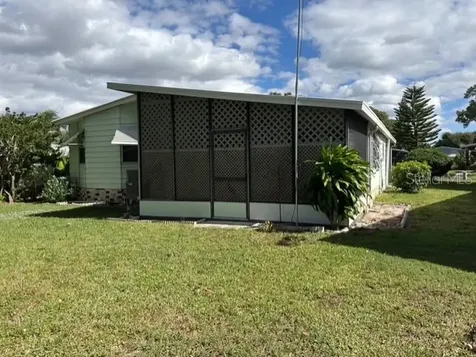 6033 Grand Oaks Drive SE Winter Haven FL 33884