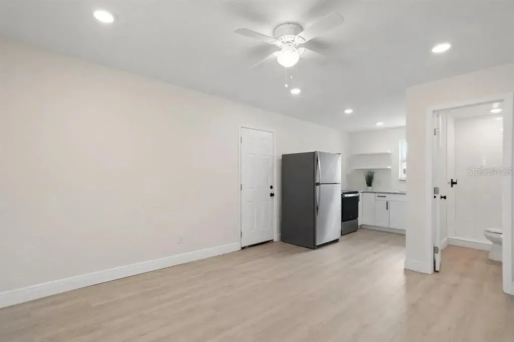 2722 14th Avenue S St Petersburg FL 33712
