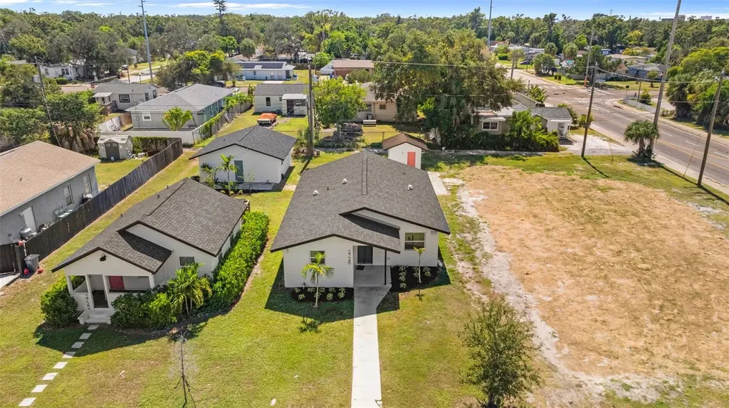 2722 14th Avenue S St Petersburg FL 33712