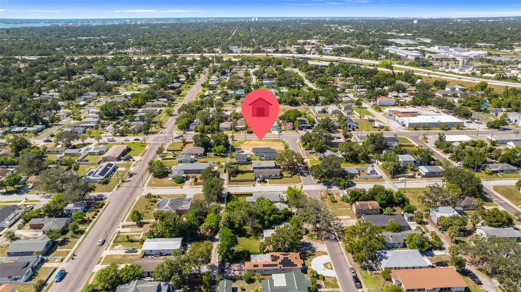 2722 14th Avenue S St Petersburg FL 33712