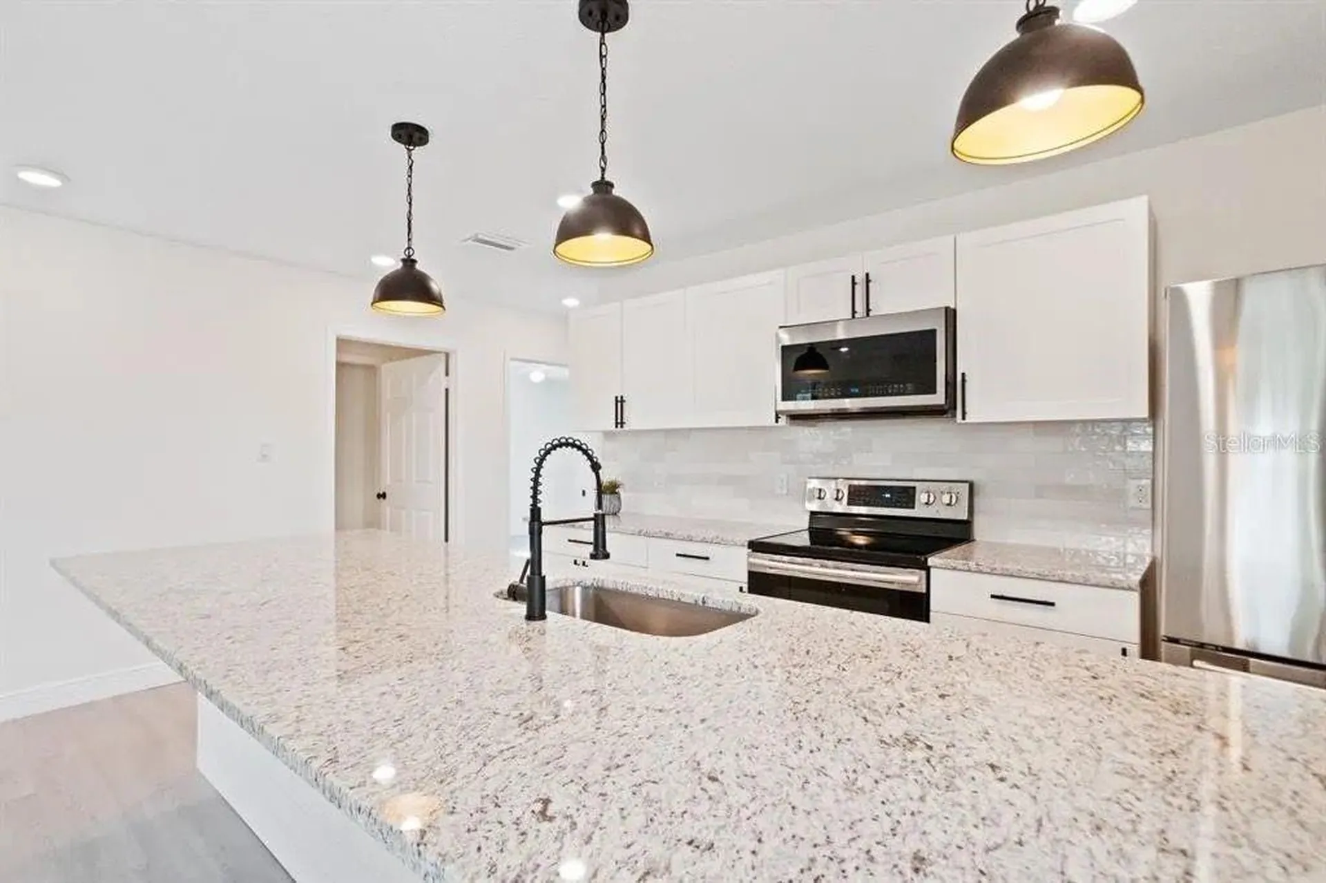 2722 14th Avenue S St Petersburg FL 33712