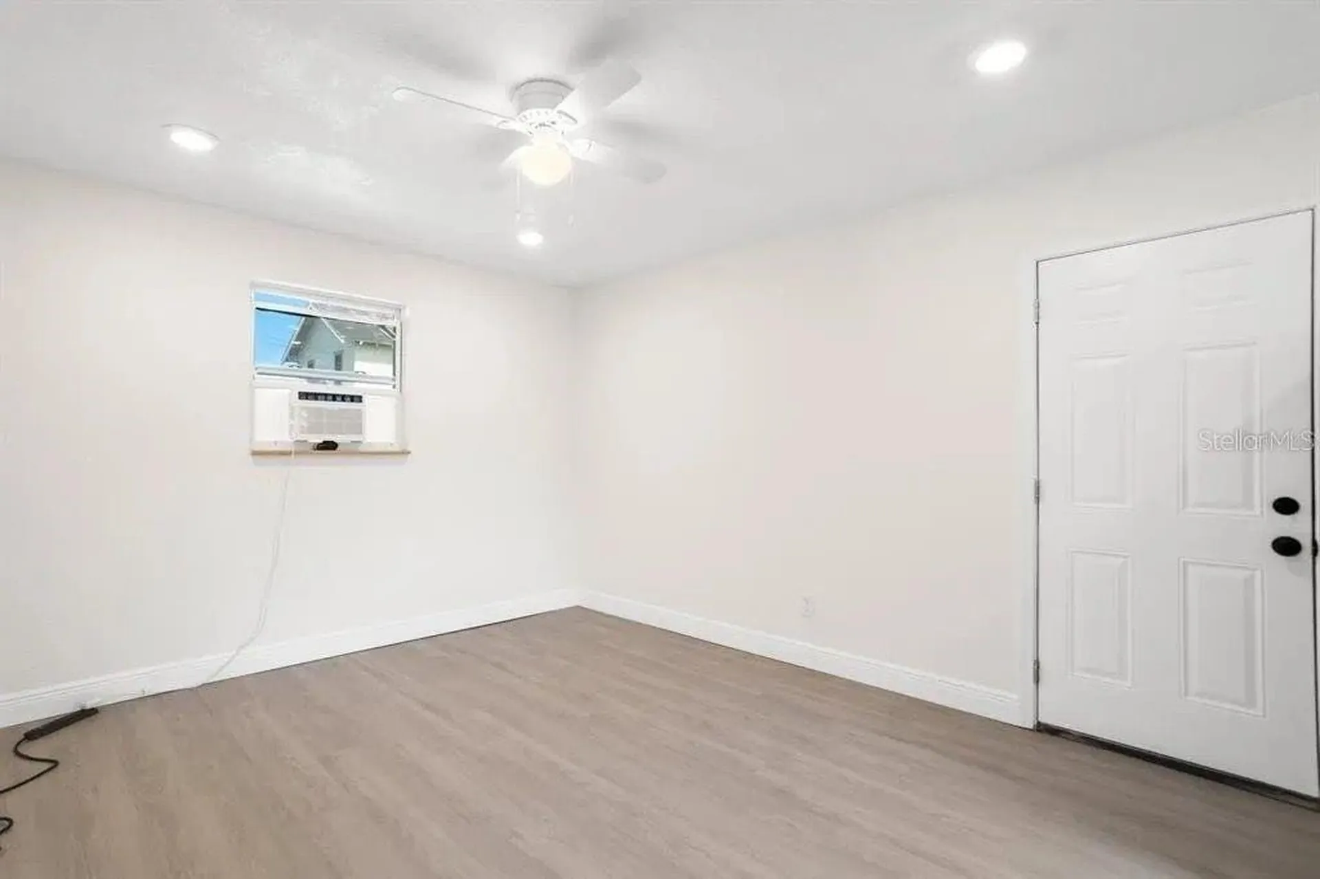 2722 14th Avenue S St Petersburg FL 33712