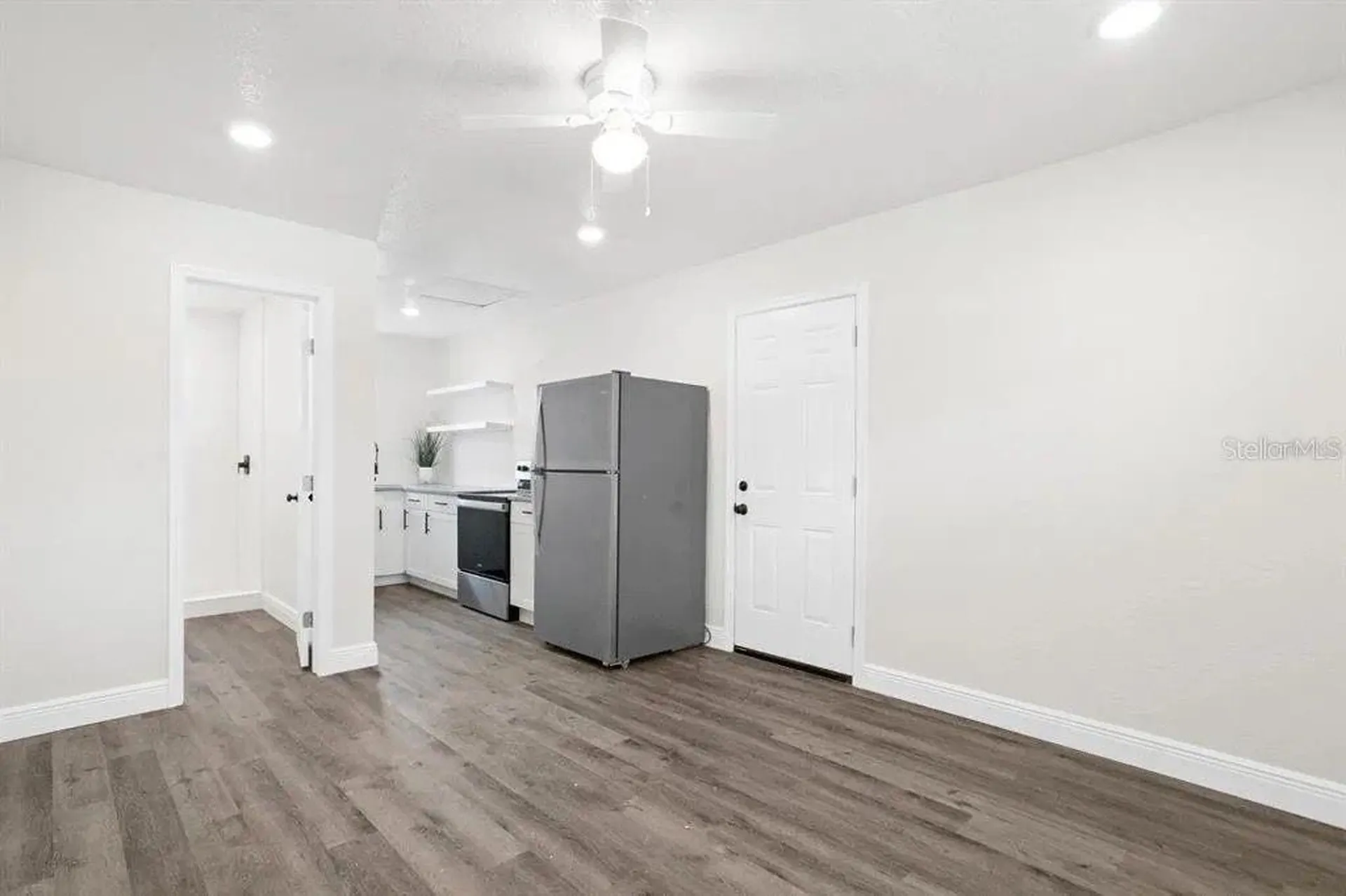 2722 14th Avenue S St Petersburg FL 33712