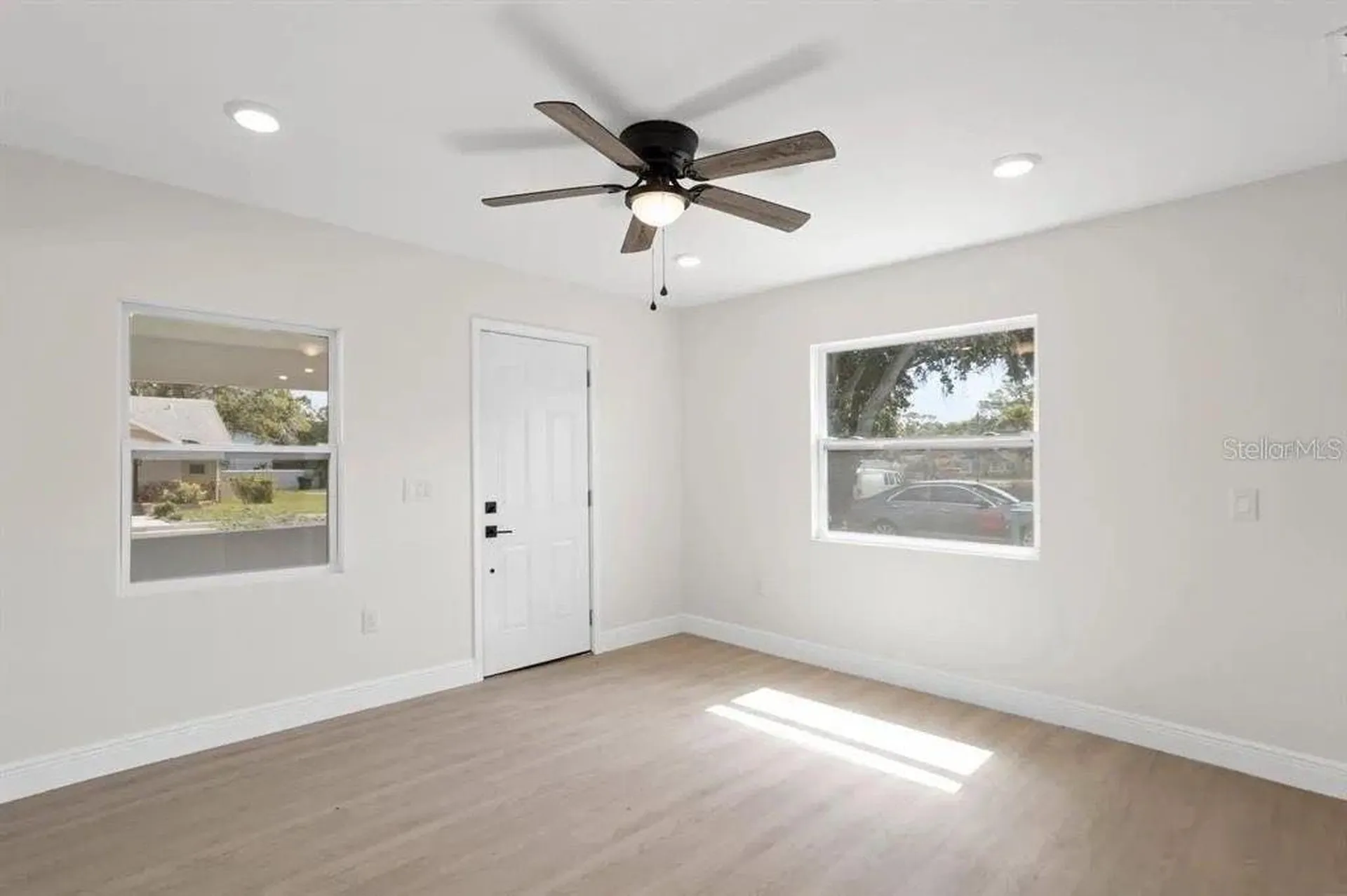 2722 14th Avenue S St Petersburg FL 33712