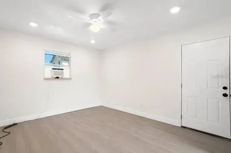 2722 14th Avenue S St Petersburg FL 33712
