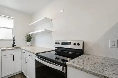 2722 14th Avenue S St Petersburg FL 33712