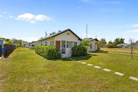 2722 14th Avenue S St Petersburg FL 33712