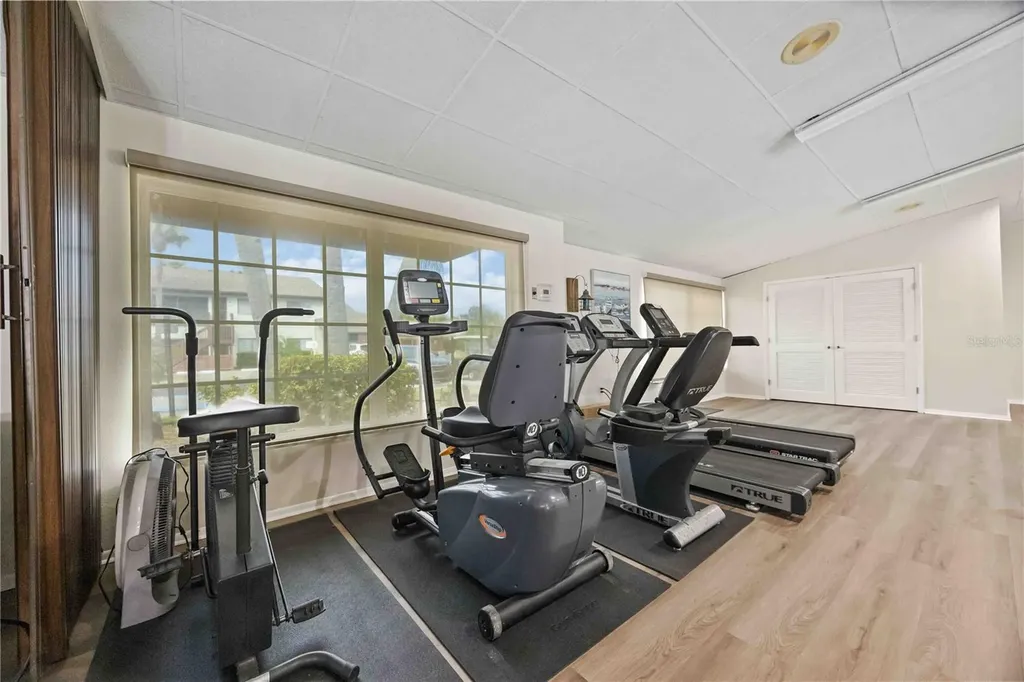 7206 29th Avenue Drive W Bradenton FL 34209