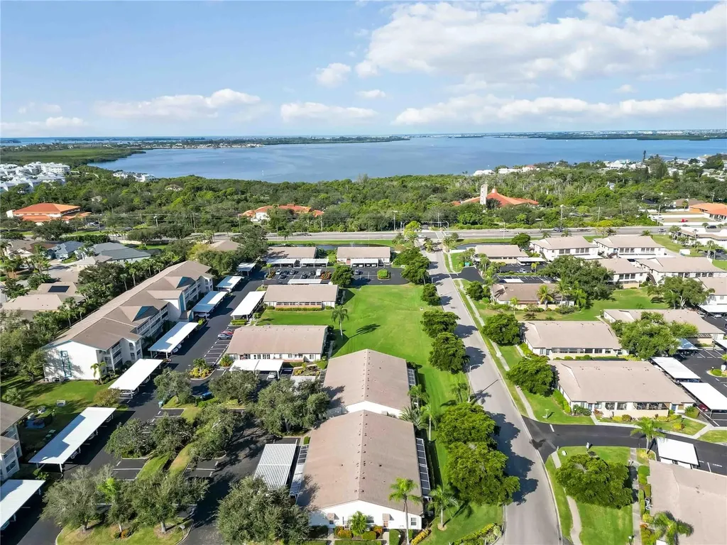 7206 29th Avenue Drive W Bradenton FL 34209