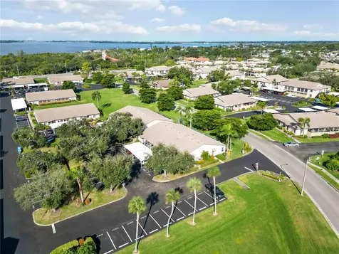 7206 29th Avenue Drive W Bradenton FL 34209