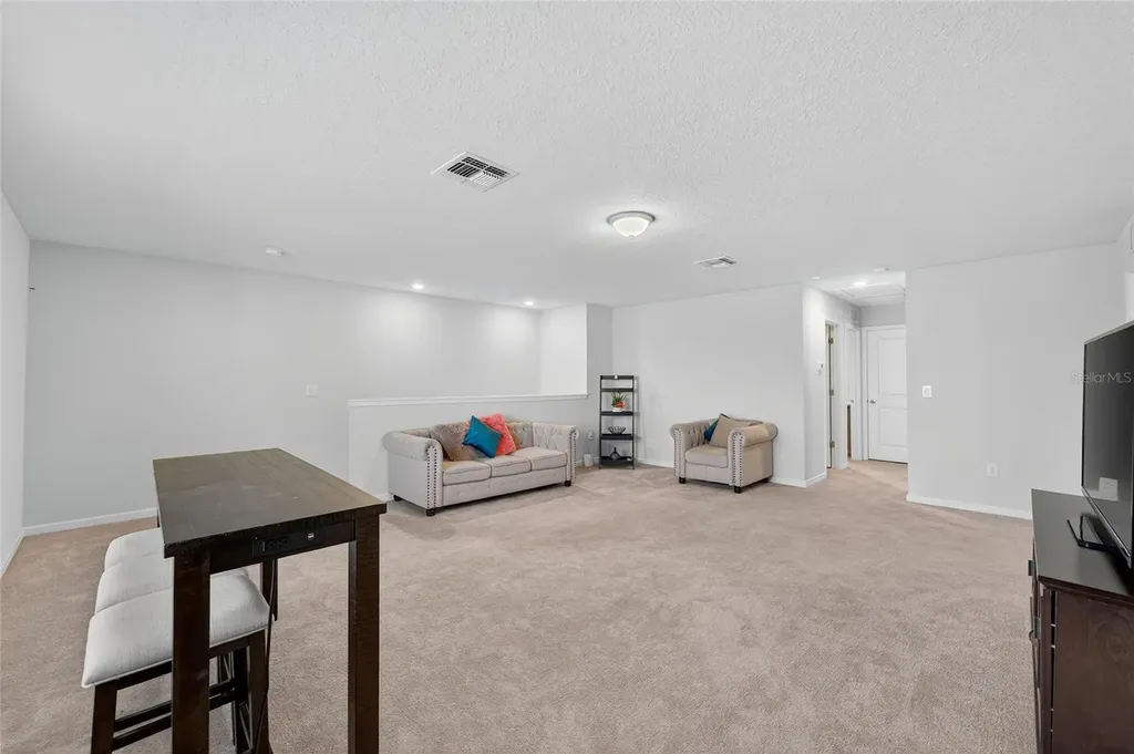 1015 Golden Shiner Avenue Ruskin FL 33570