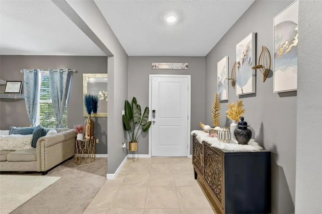 1015 Golden Shiner Avenue Ruskin FL 33570