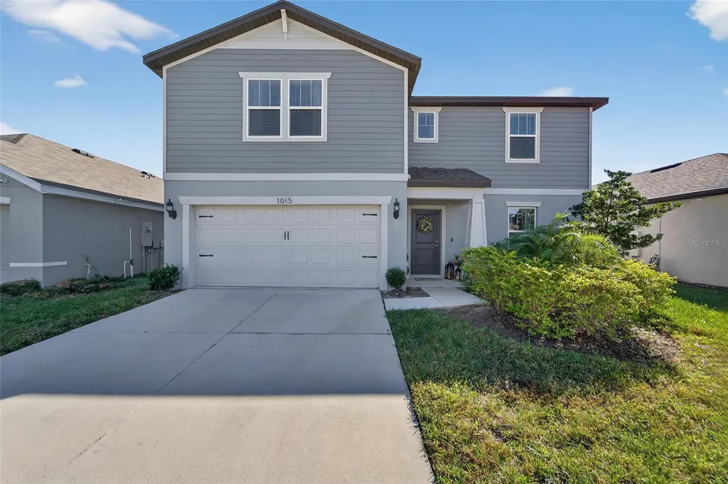 1015 Golden Shiner Avenue Ruskin FL 33570
