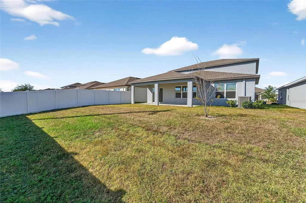 1015 Golden Shiner Avenue Ruskin FL 33570