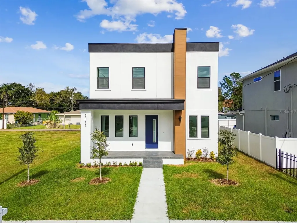 3017 W Spruce Street Tampa FL 33607