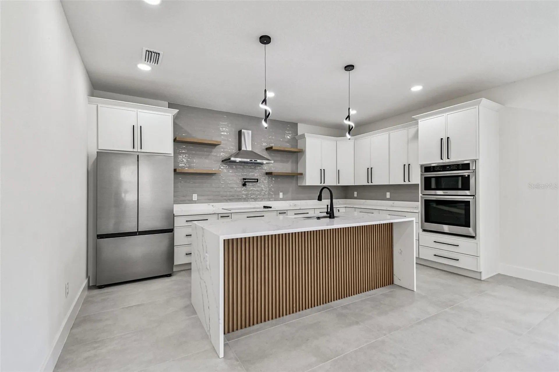 3017 W Spruce Street Tampa FL 33607