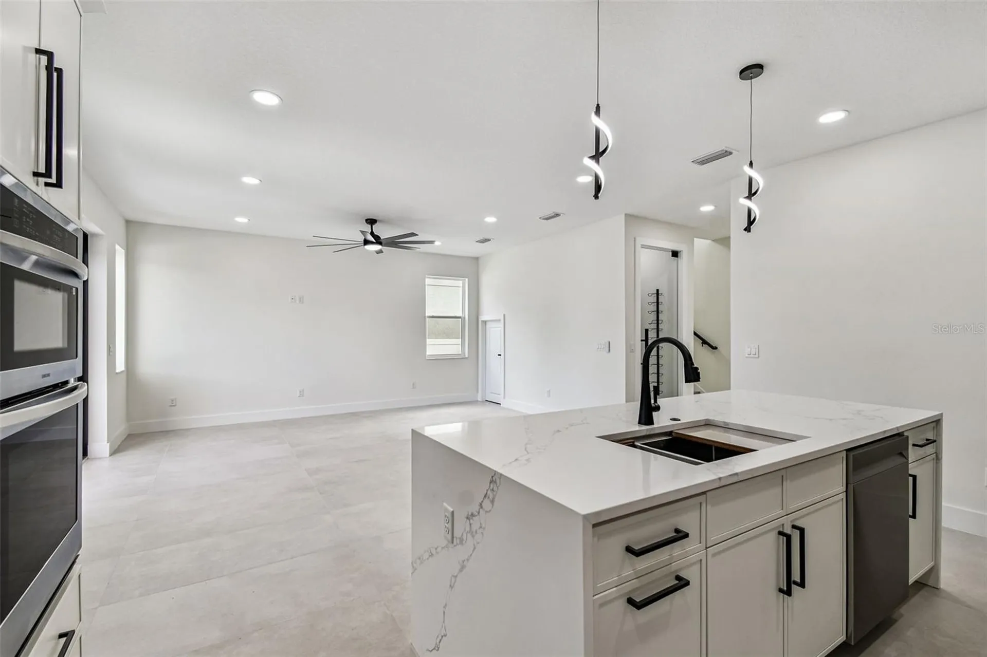 3017 W Spruce Street Tampa FL 33607