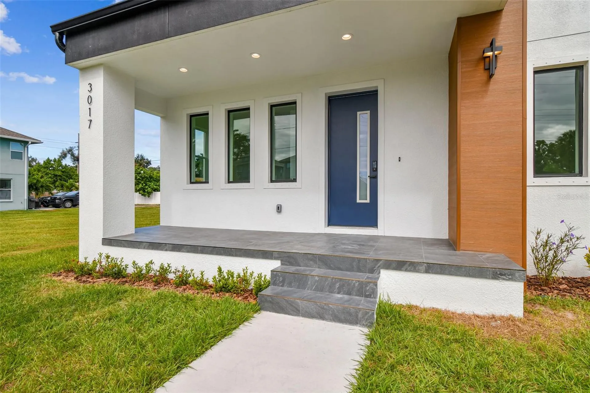3017 W Spruce Street Tampa FL 33607