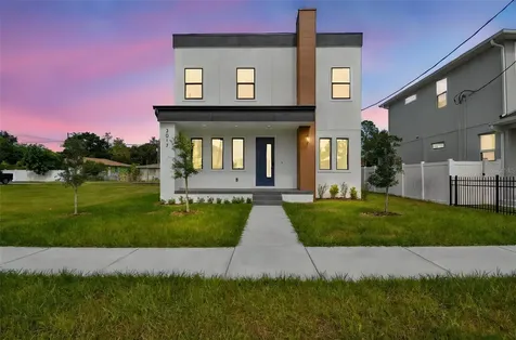 3017 W Spruce Street Tampa FL 33607