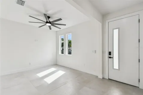 3017 W Spruce Street Tampa FL 33607