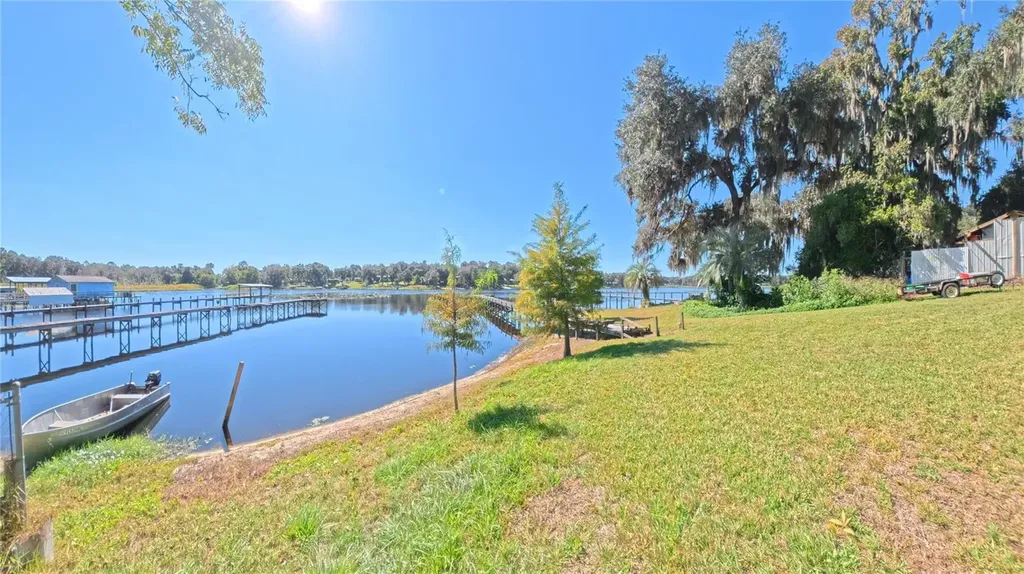 125 Ann Street Hawthorne FL 32640