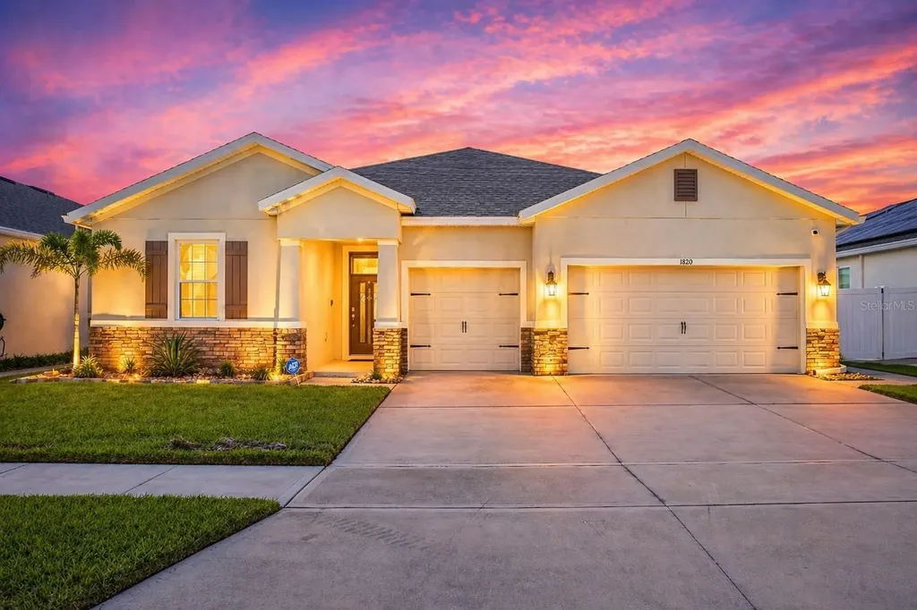 1820 Veterans Drive Kissimmee FL 34744