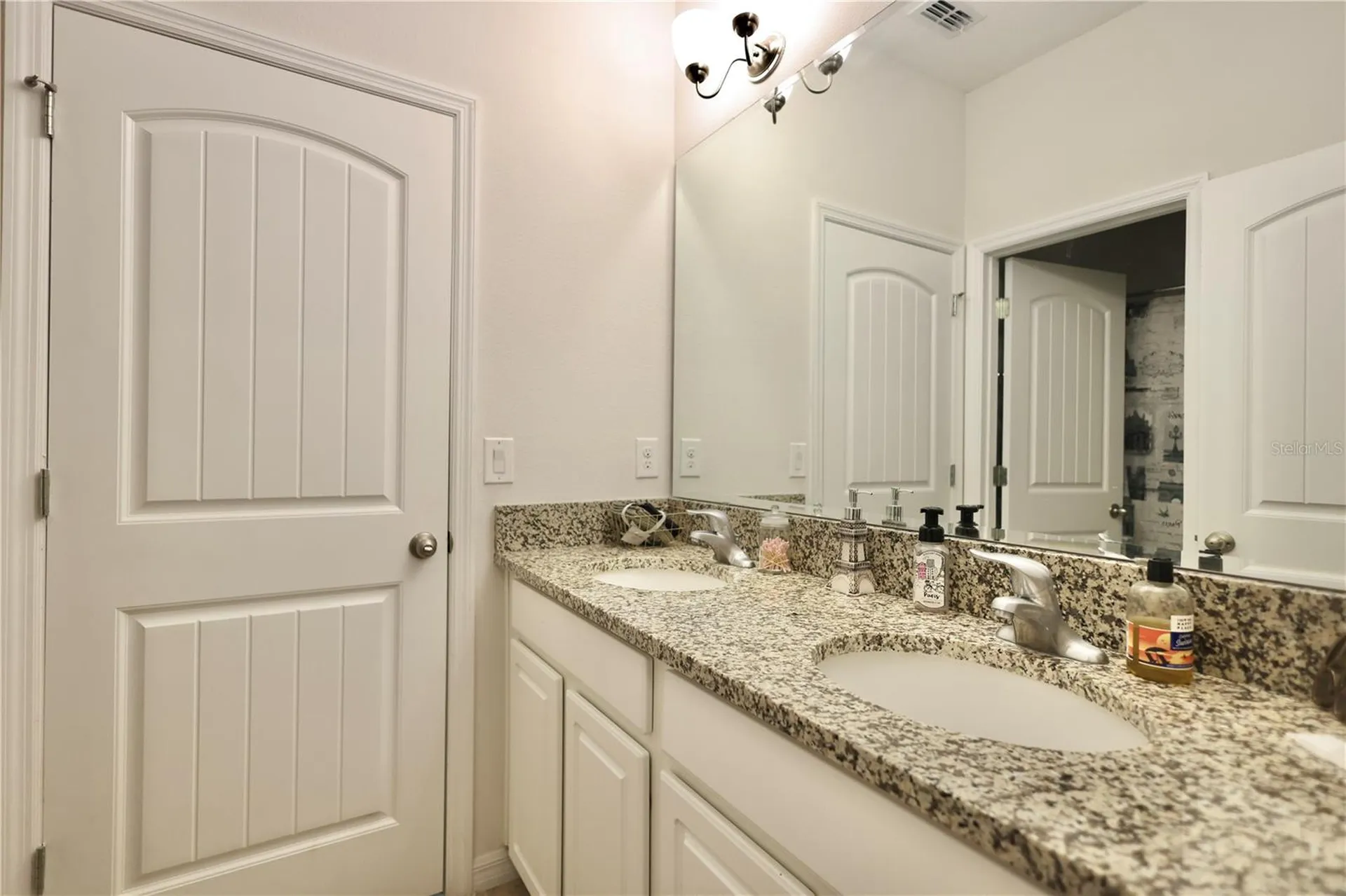 1820 Veterans Drive Kissimmee FL 34744