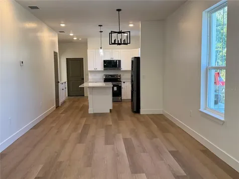 1010 Hickory Avenue Sanford FL 32771
