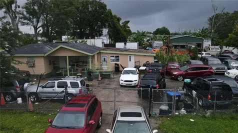 655 Barry Street Orlando FL 32808