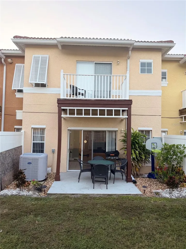 1090 Park Ridge Circle Kissimmee FL 34746