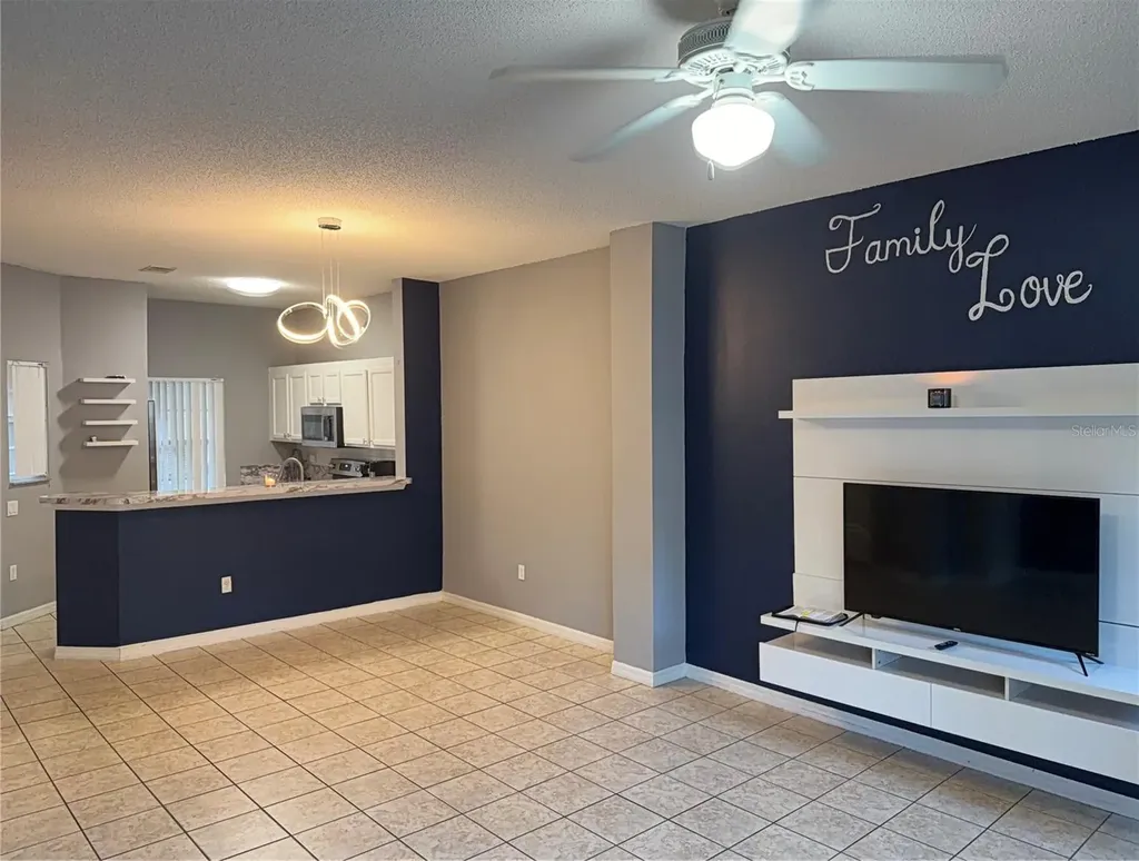 1090 Park Ridge Circle Kissimmee FL 34746
