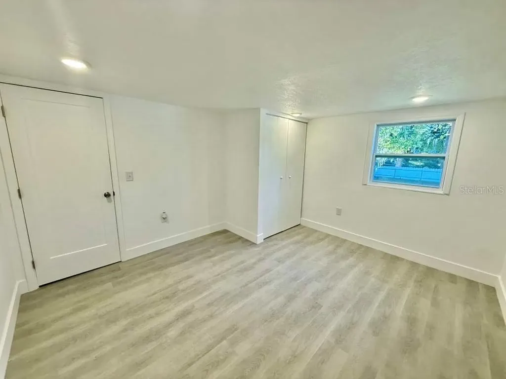 1605 8th Street Orlando FL 32820