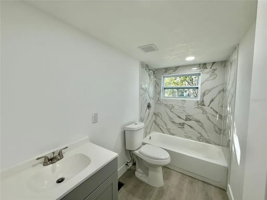1605 8th Street Orlando FL 32820