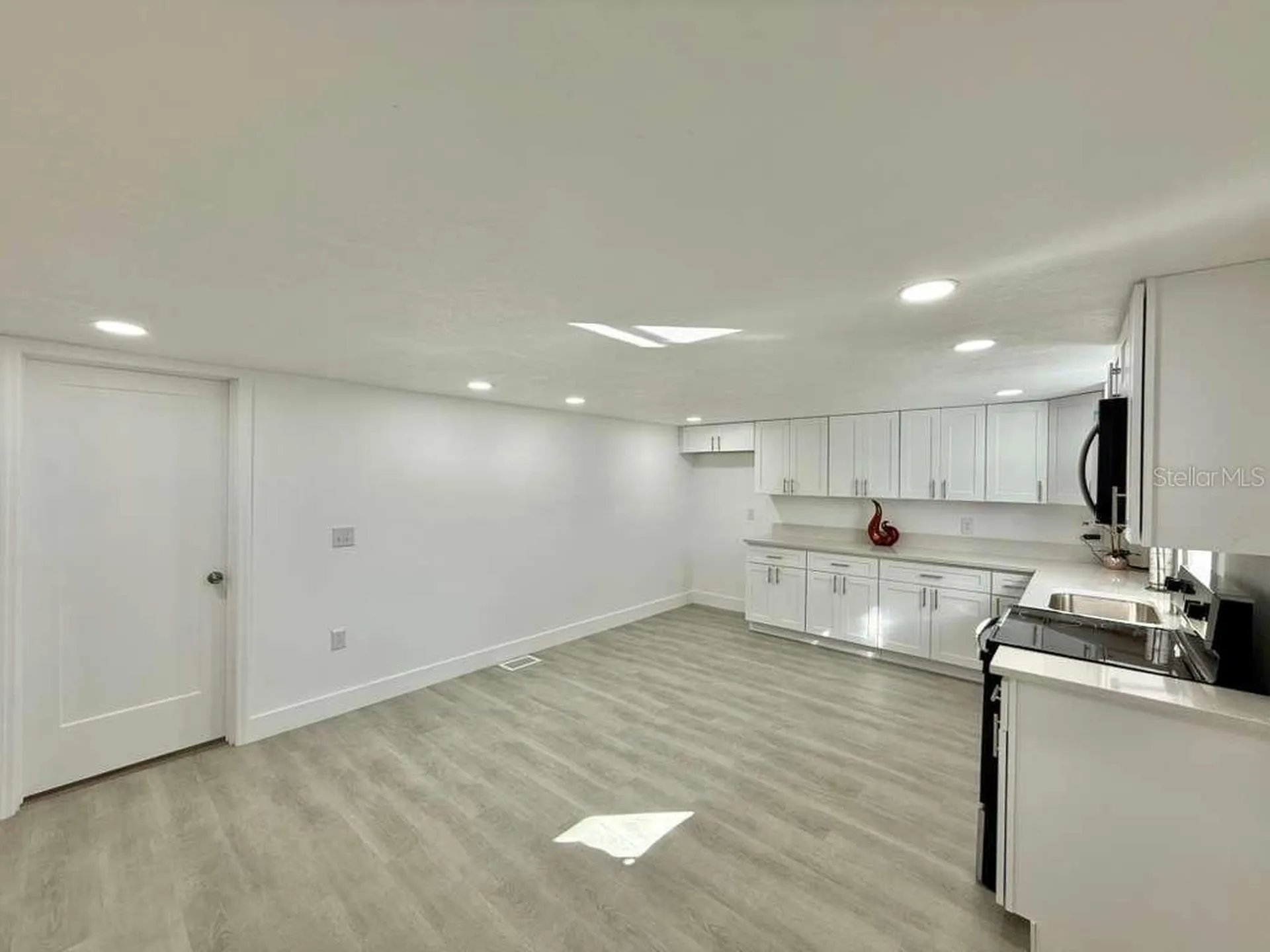 1605 8th Street Orlando FL 32820