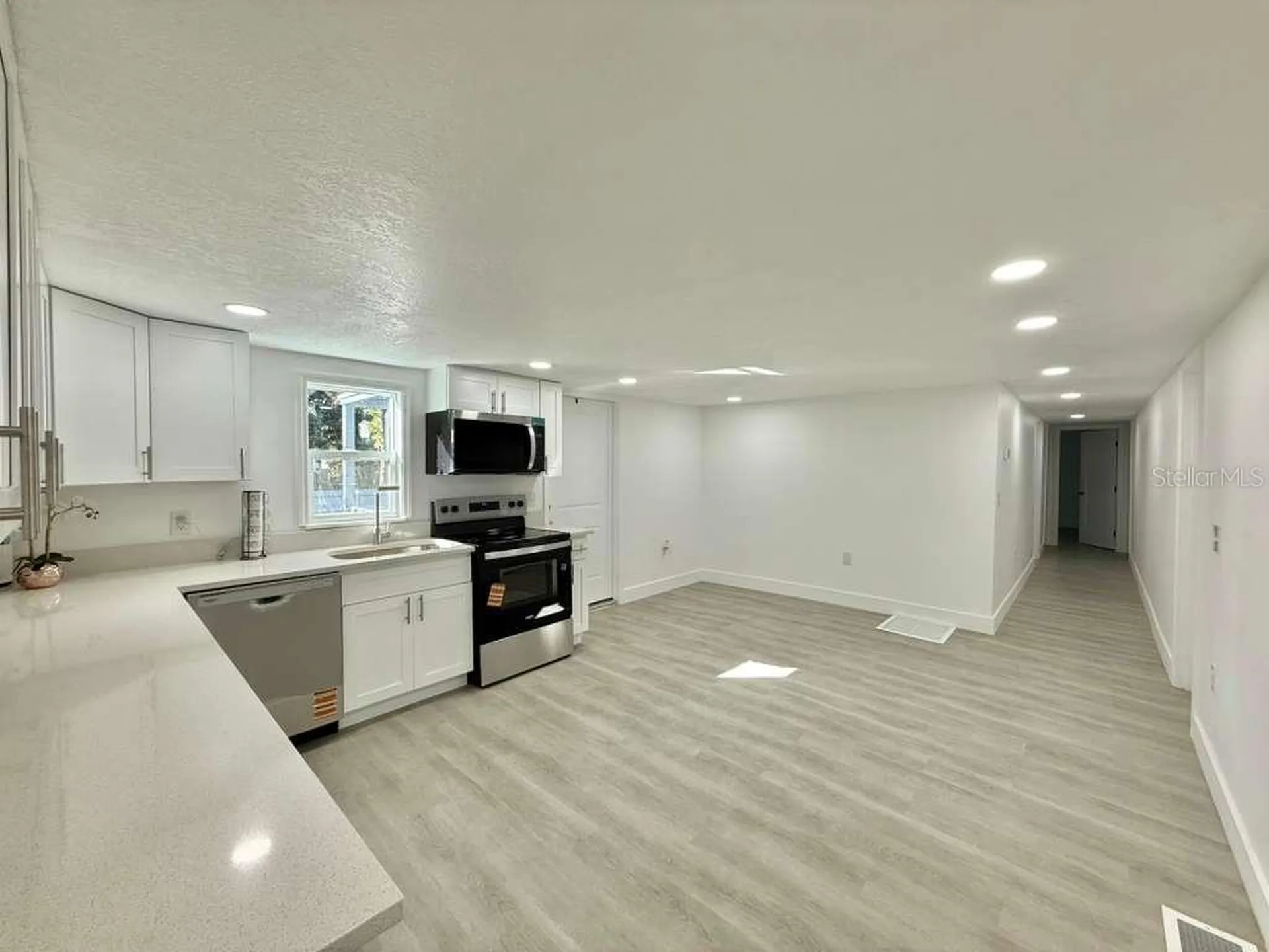 1605 8th Street Orlando FL 32820
