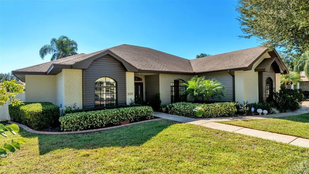 2104 Longleaf Circle Lakeland FL 33810