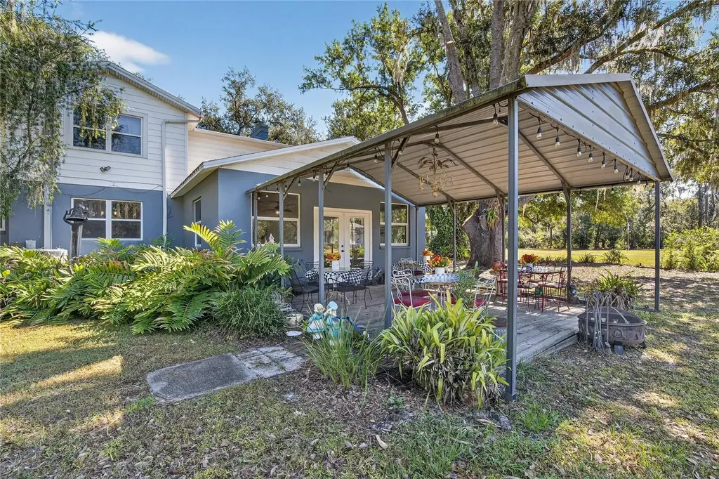 2203 Hidden Pond Road Plant City FL 33565