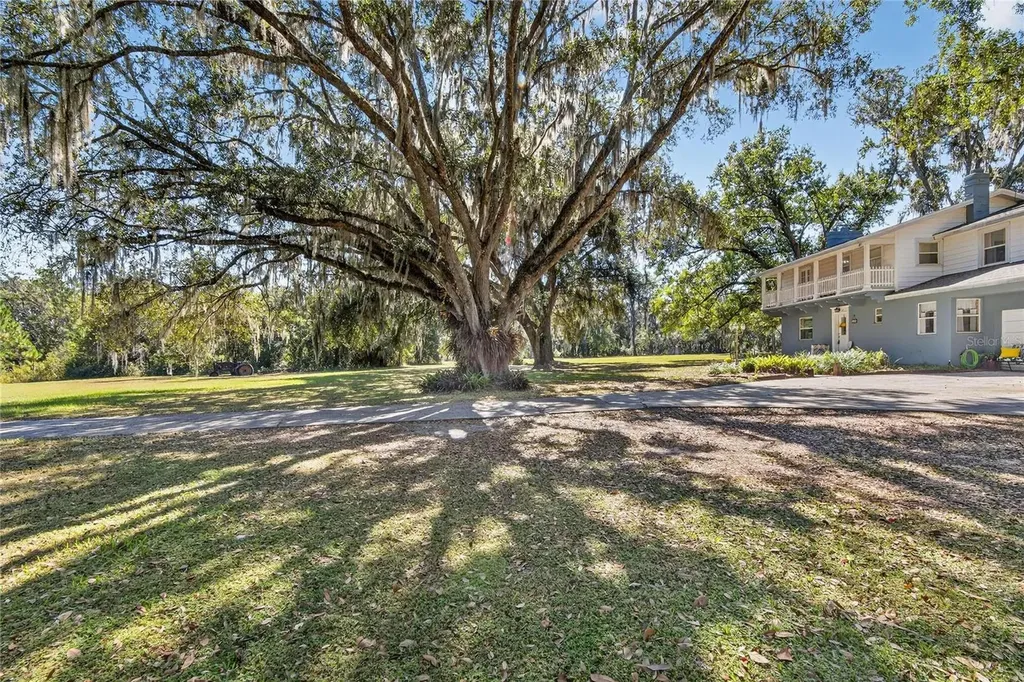 2203 Hidden Pond Road Plant City FL 33565