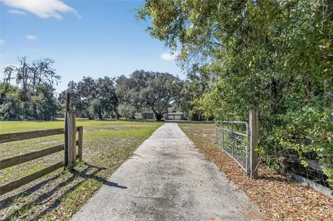 2203 Hidden Pond Road Plant City FL 33565