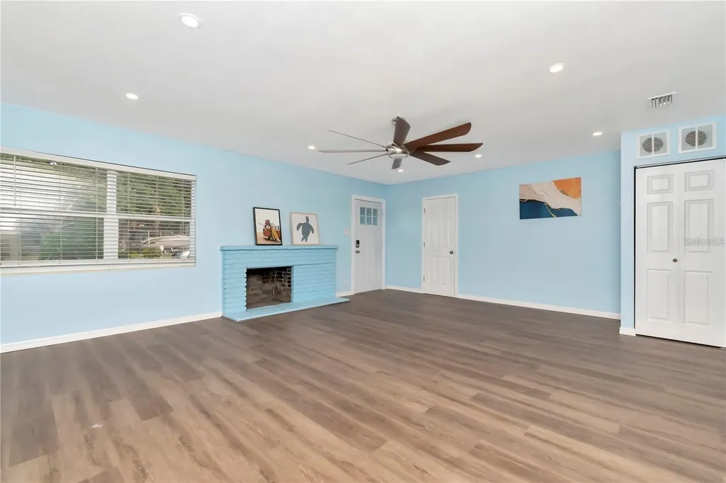 4512 26th Avenue S Tampa FL 33619