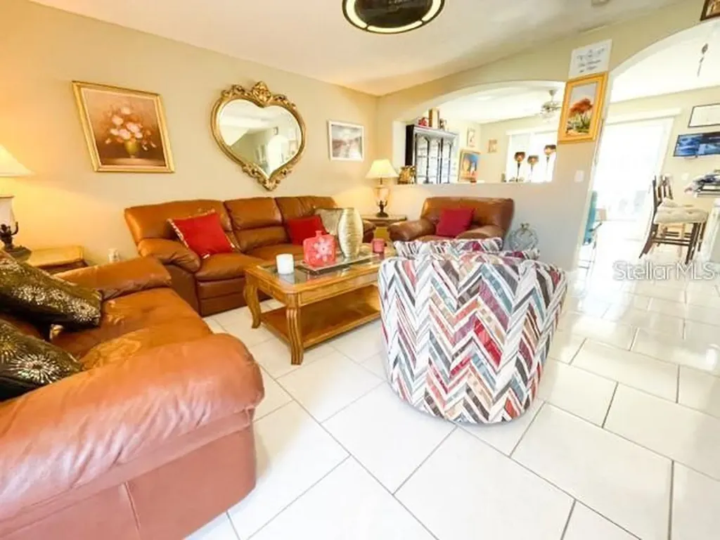 100 Windy Dune Court Kissimmee FL 34743