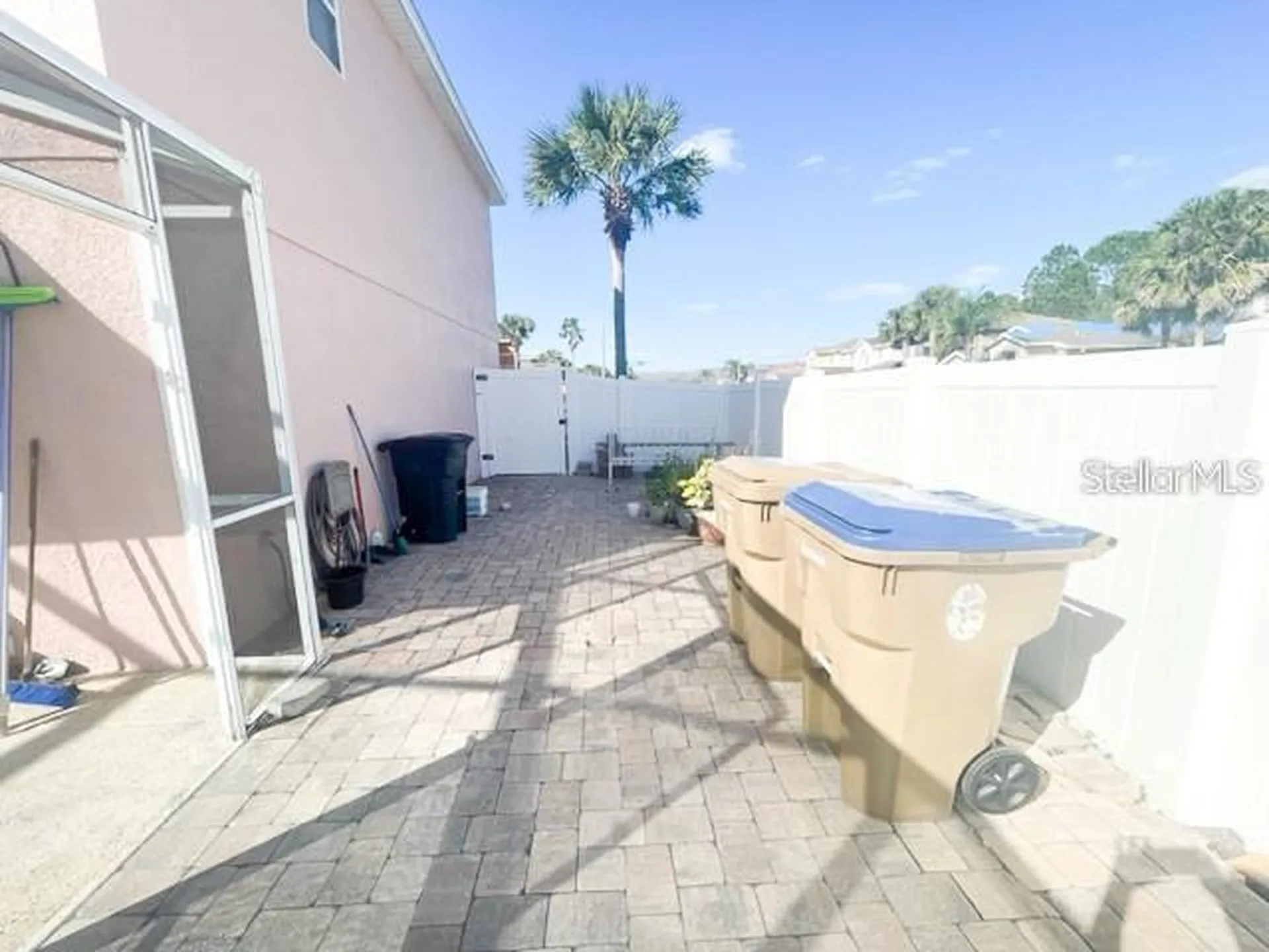100 Windy Dune Court Kissimmee FL 34743