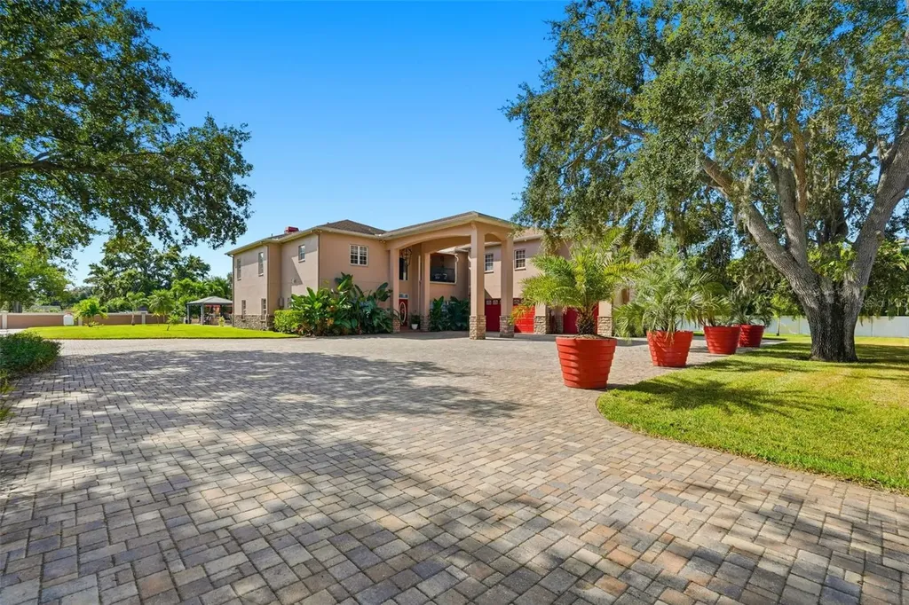 13010 114th Avenue N Largo FL 33774