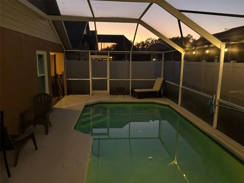 142 Hollingshead Loop Davenport FL 33896