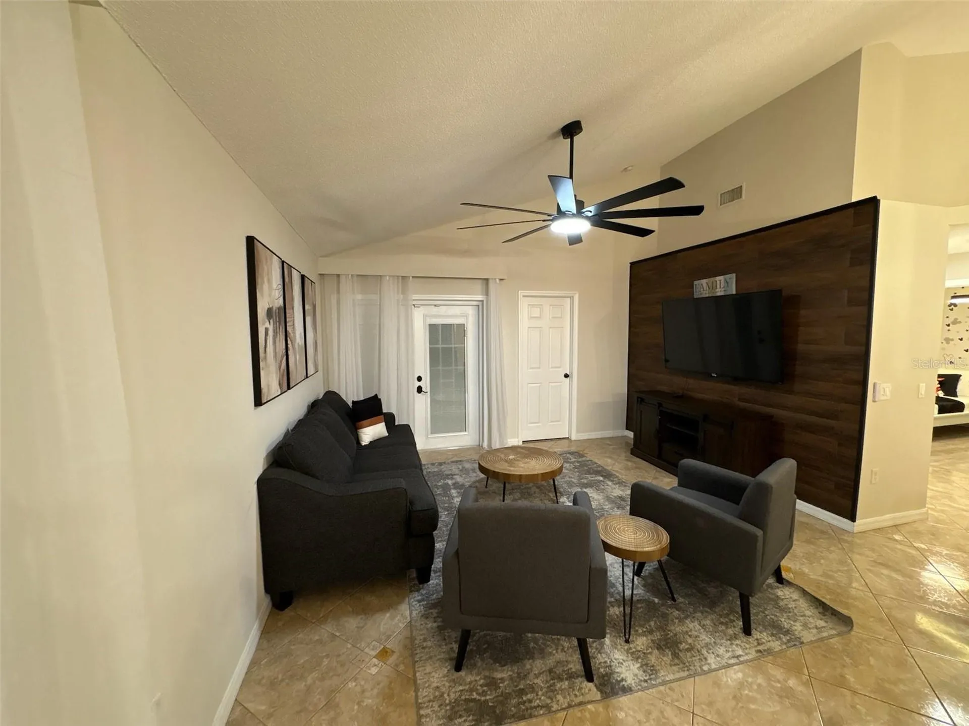 142 Hollingshead Loop Davenport FL 33896