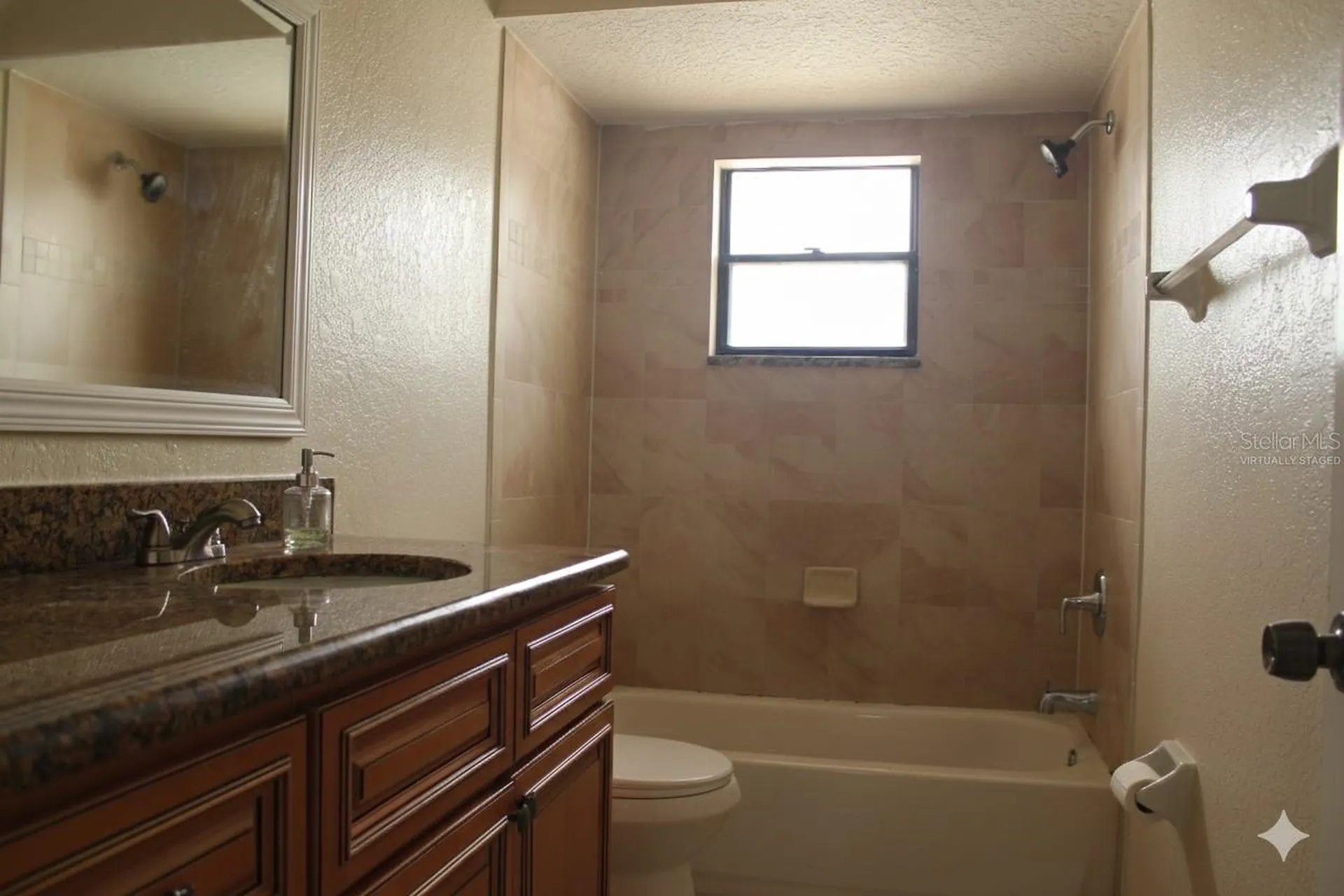 5023 Ithaca Lane Sarasota FL 34243