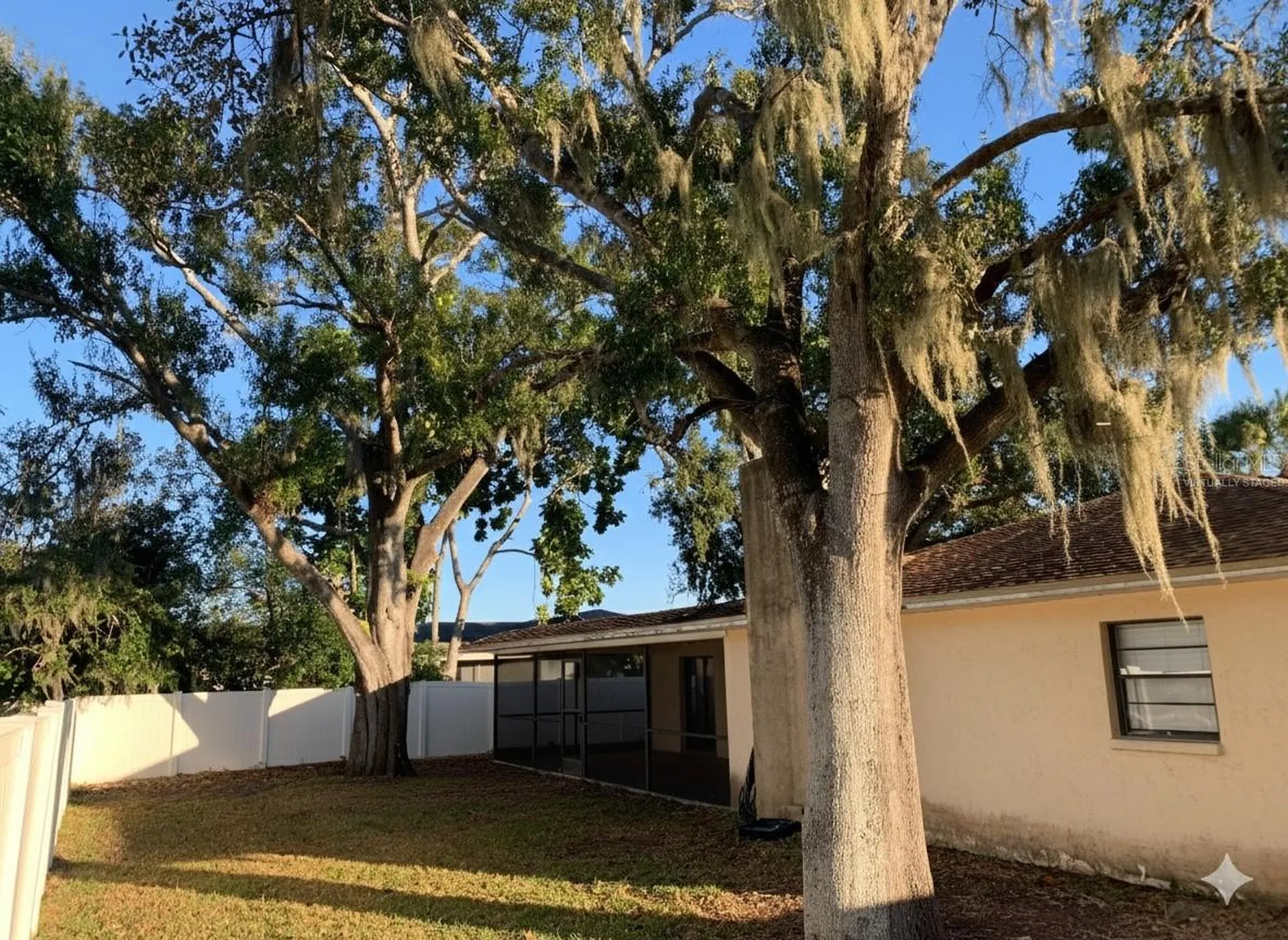 5023 Ithaca Lane Sarasota FL 34243